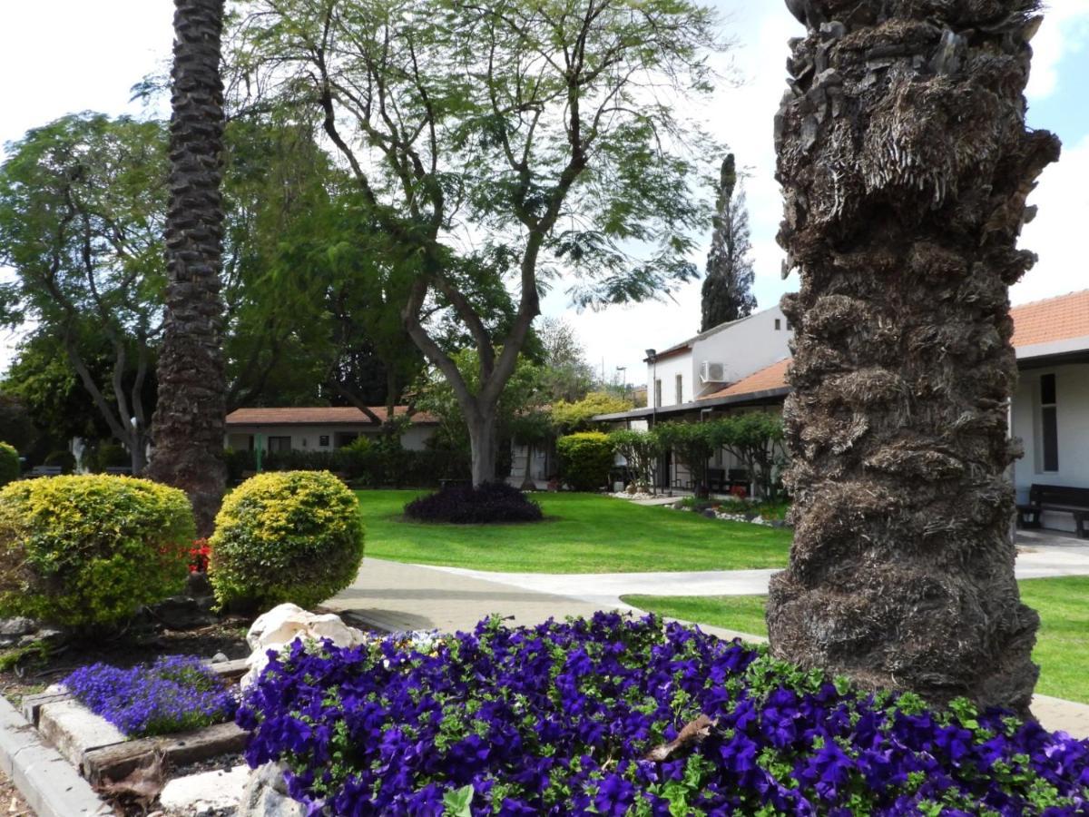 Hotel Degania Bet Kibbutz Country Lodging Kinneret Zewnętrze zdjęcie